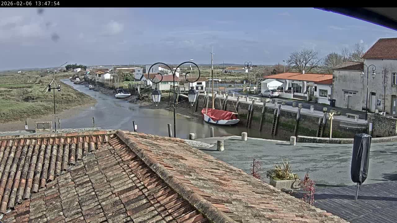 Mornac-sur-Seudre Village Live Cam - Rochefort, Charente-Maritime, Nouvelle-Aquitaine, France