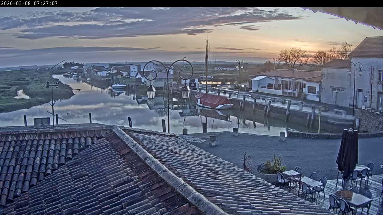 Mornac-sur-Seudre Village Live Cam - Rochefort, Charente-Maritime, Nouvelle-Aquitaine, France