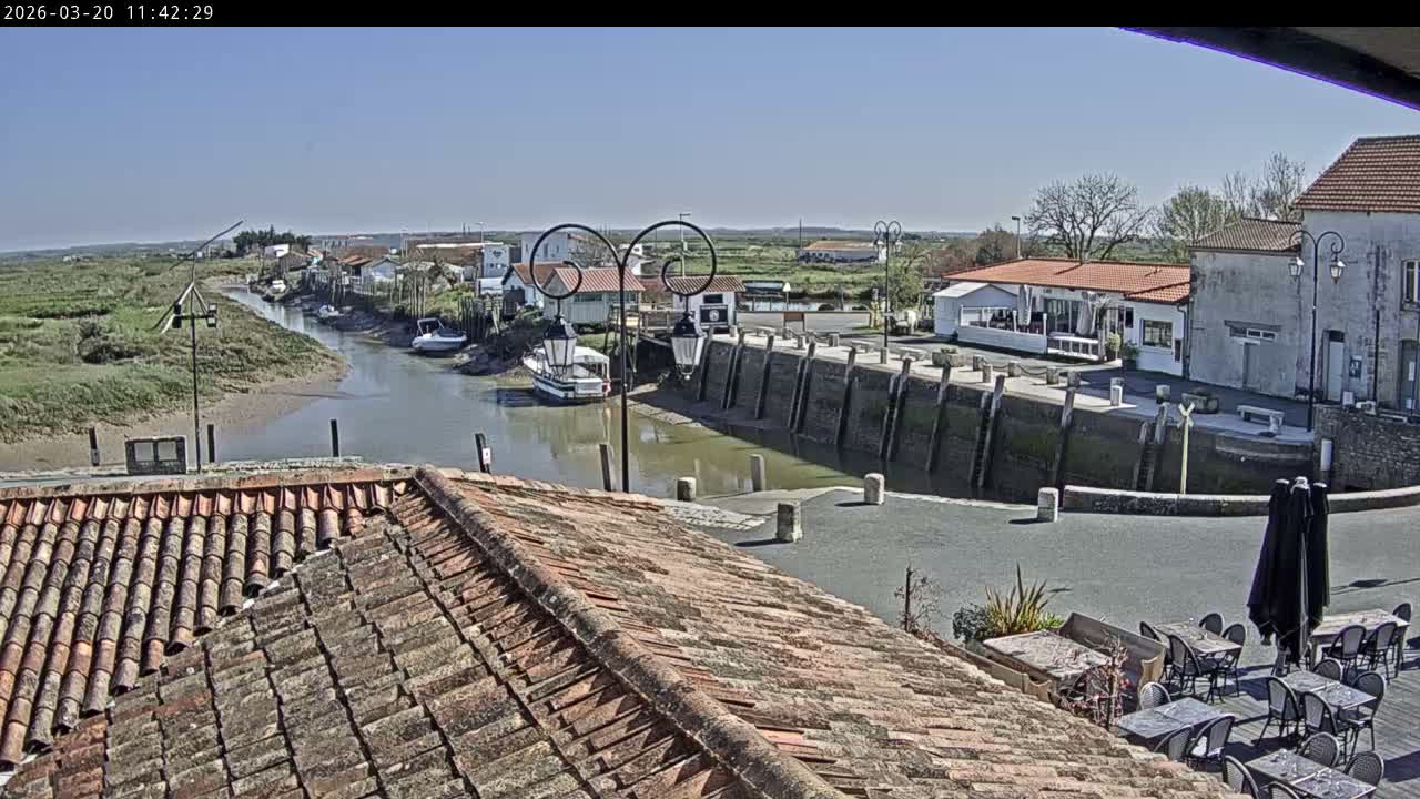 Mornac-sur-Seudre Village Live Cam - Rochefort, Charente-Maritime, Nouvelle-Aquitaine, France