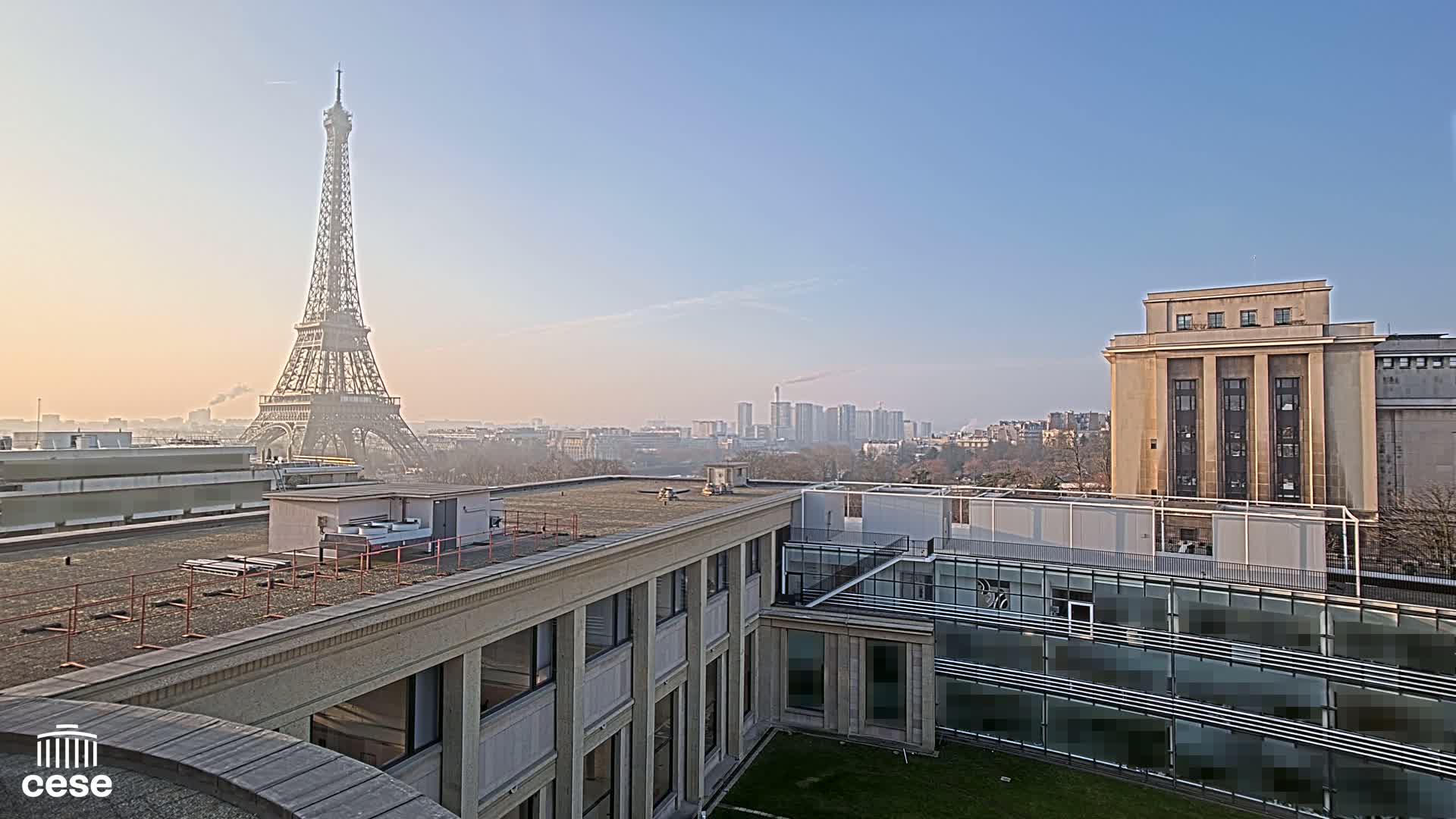 Paris, Eiffel Tower View from Palace of Jena (Palais d'Iena) Live Cam -  Paris, Métropole du Grand Paris,  Île-de-France, France