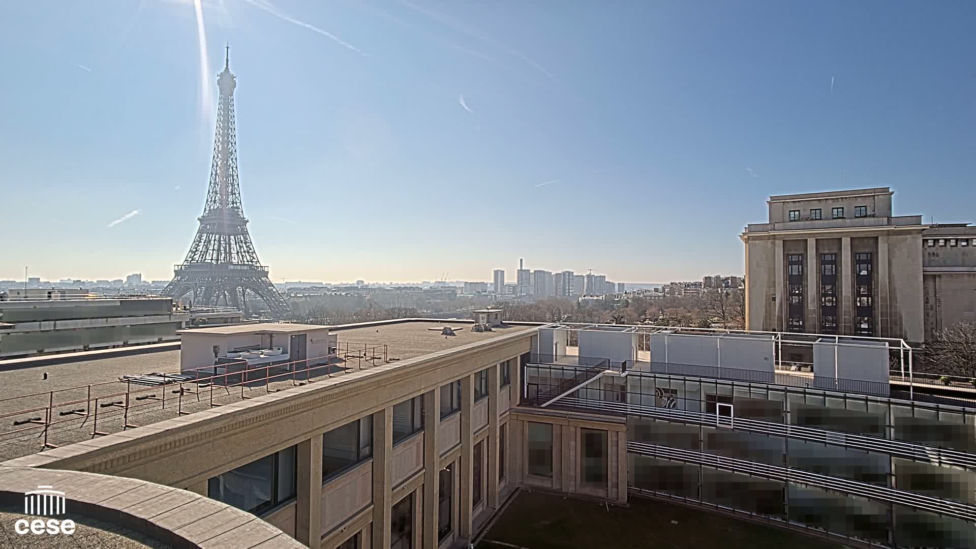 Paris, Eiffel Tower View from Palace of Jena (Palais d'Iena) Live Cam -  Paris, Métropole du Grand Paris,  Île-de-France, France