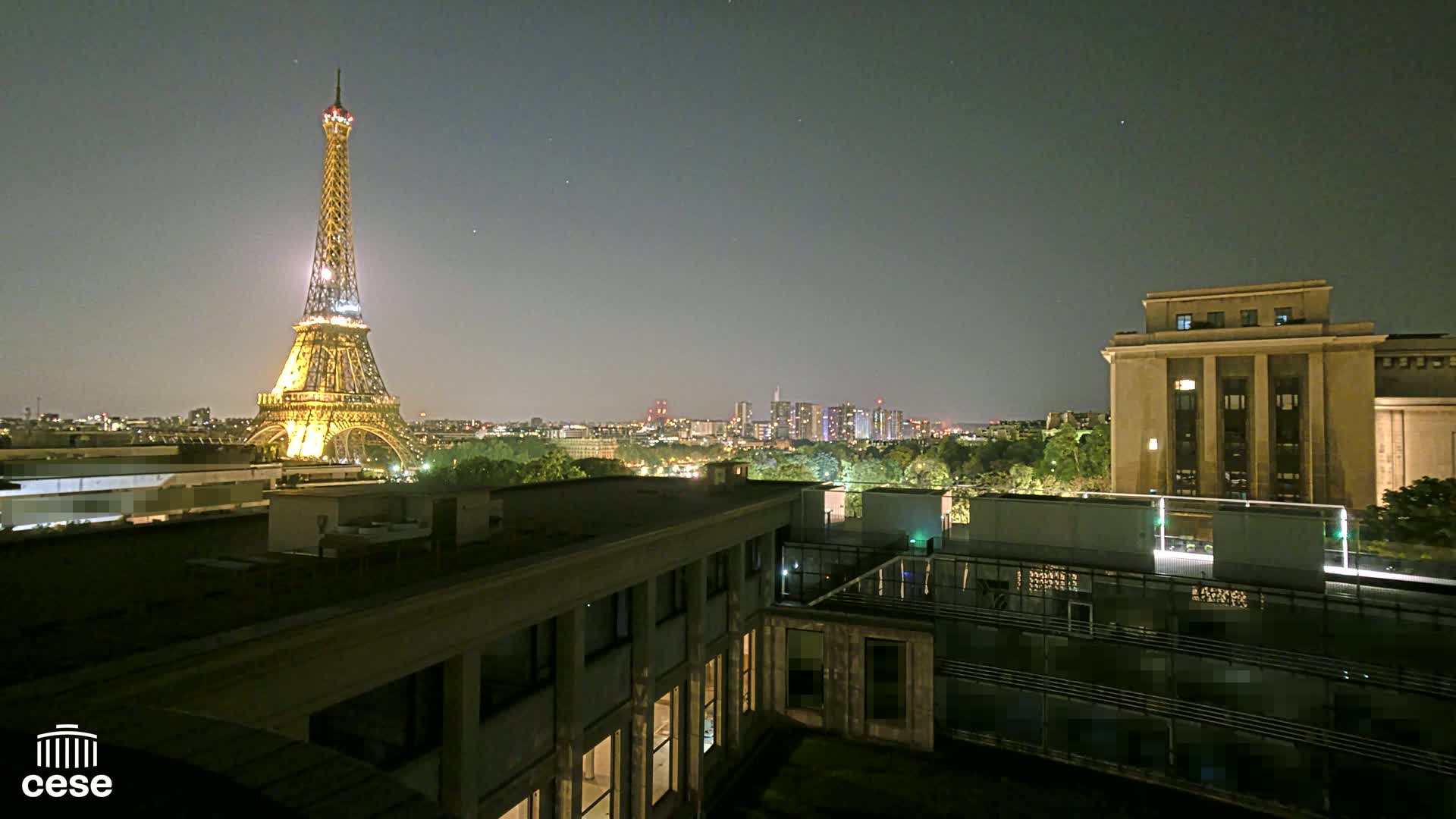 Paris, Eiffel Tower View from Palace of Jena (Palais d'Iena) Live Cam -  Paris, Métropole du Grand Paris,  Île-de-France, France