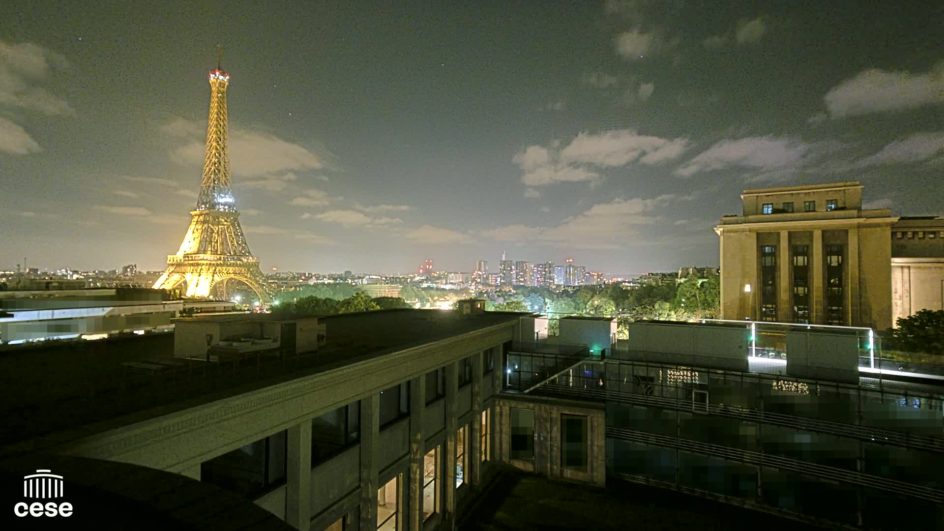Paris, Eiffel Tower View from Palace of Jena (Palais d'Iena) Live Cam -  Paris, Métropole du Grand Paris,  Île-de-France, France