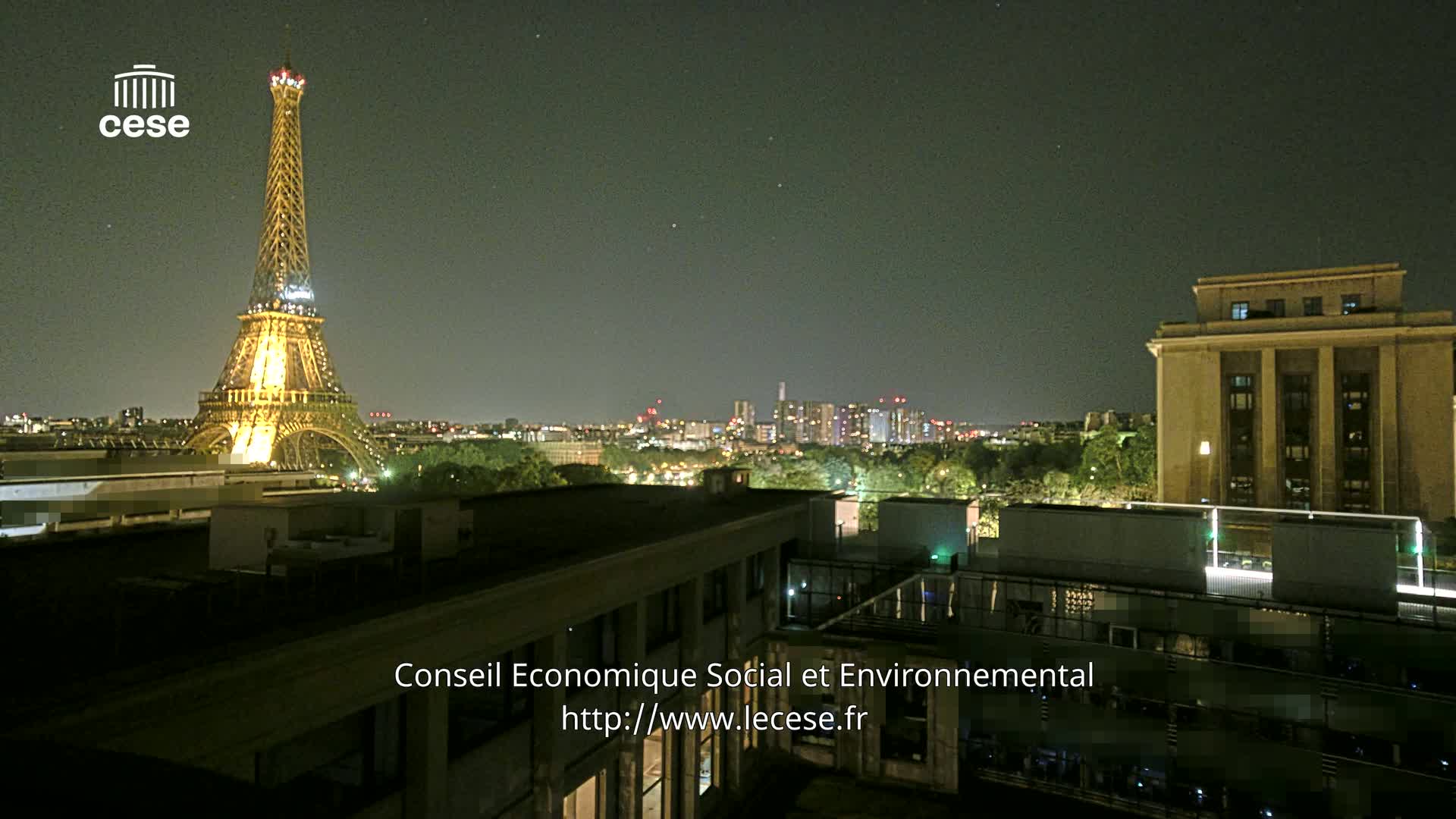 Paris, Eiffel Tower View from Palace of Jena (Palais d'Iena) Live Cam -  Paris, Métropole du Grand Paris,  Île-de-France, France