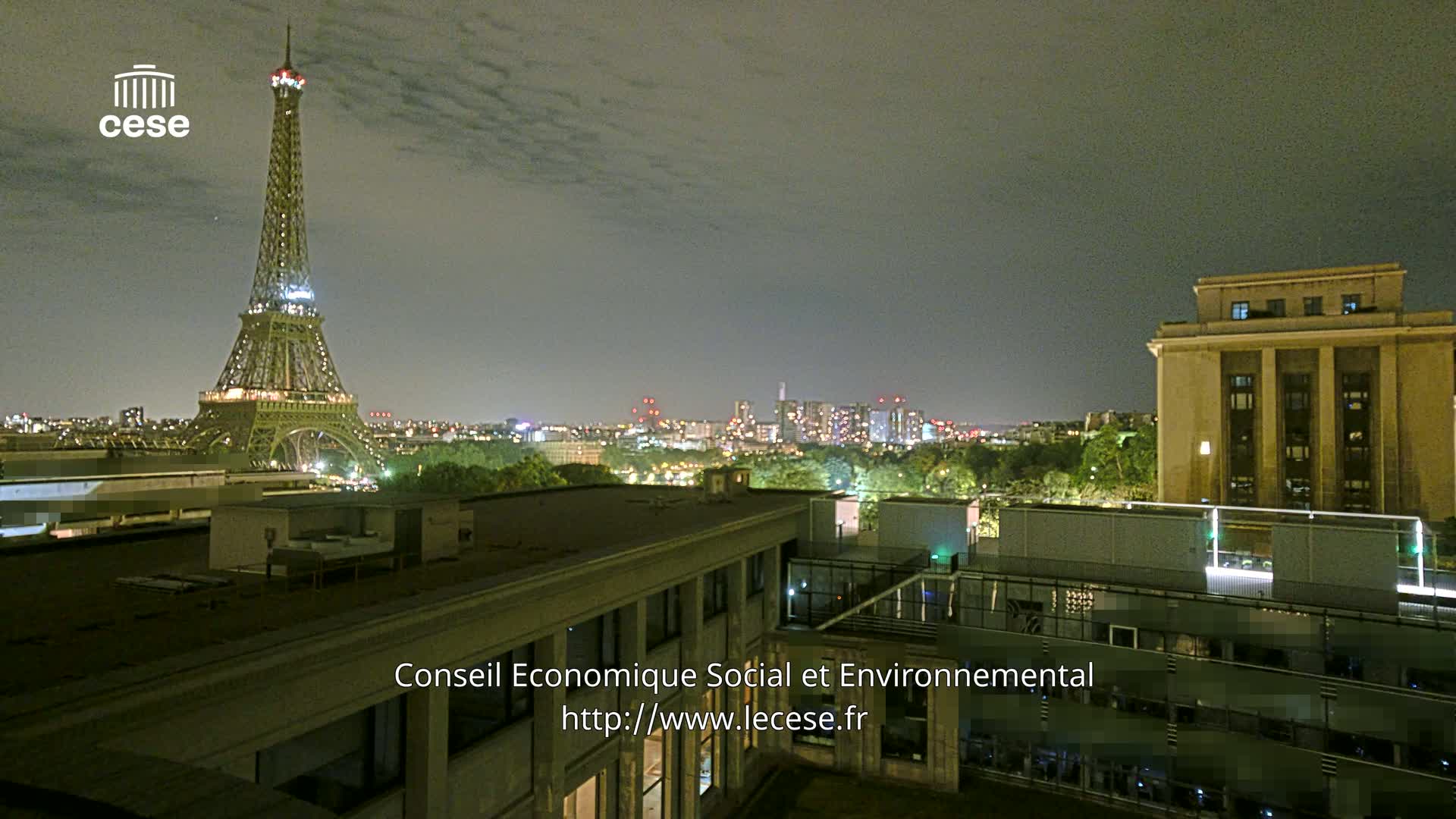 Paris, Eiffel Tower View from Palace of Jena (Palais d'Iena) Live Cam -  Paris, Métropole du Grand Paris,  Île-de-France, France