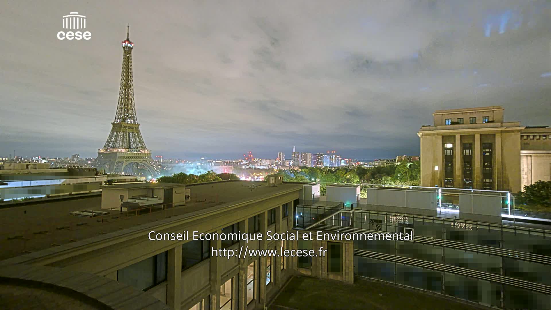 Paris, Eiffel Tower View from Palace of Jena (Palais d'Iena) Live Cam -  Paris, Métropole du Grand Paris,  Île-de-France, France