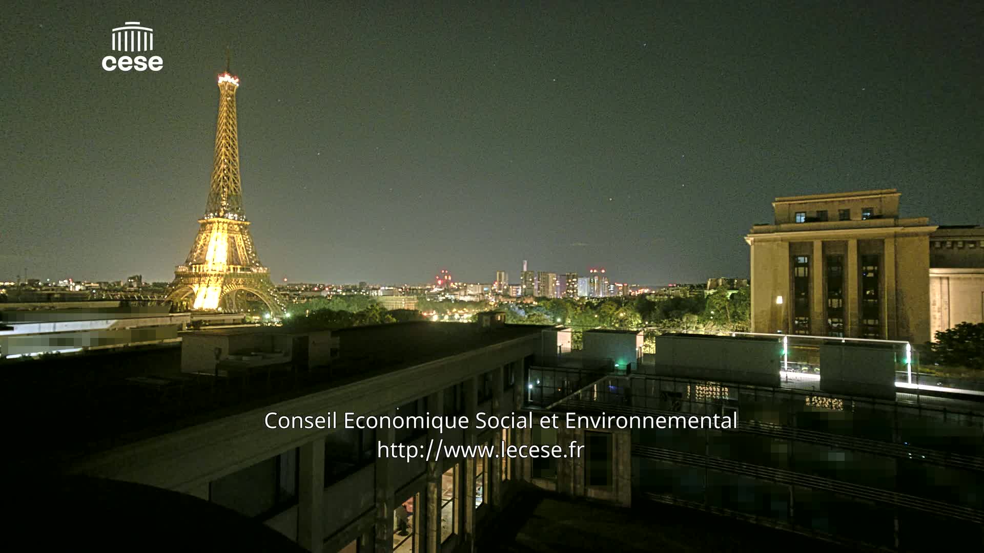 Paris, Eiffel Tower View from Palace of Jena (Palais d'Iena) Live Cam -  Paris, Métropole du Grand Paris,  Île-de-France, France