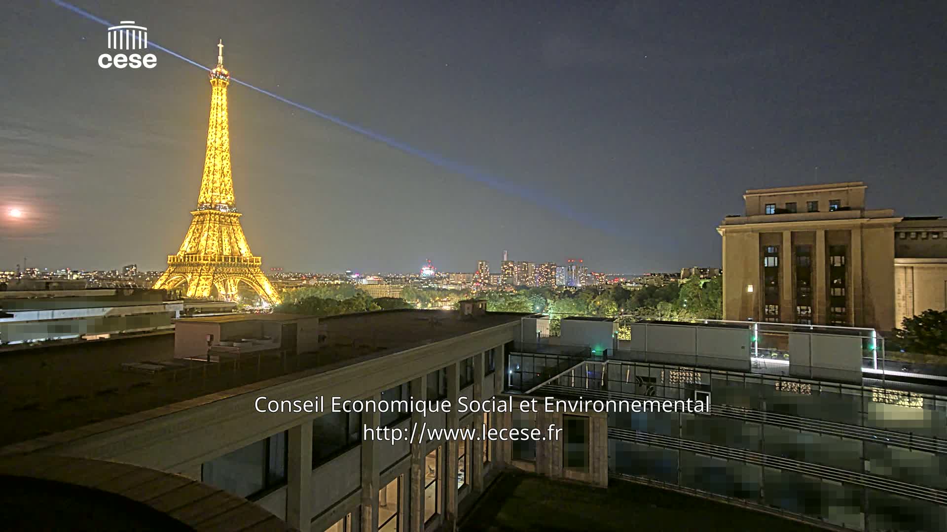 Paris, Eiffel Tower View from Palace of Jena (Palais d'Iena) Live Cam -  Paris, Métropole du Grand Paris,  Île-de-France, France