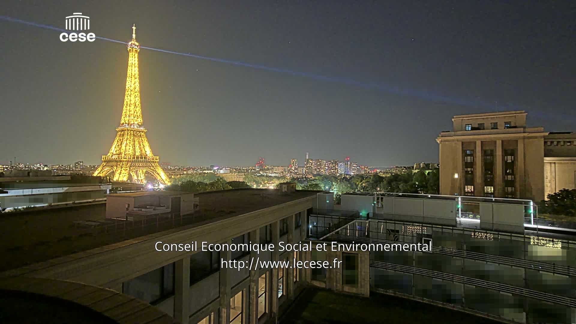 Paris, Eiffel Tower View from Palace of Jena (Palais d'Iena) Live Cam -  Paris, Métropole du Grand Paris,  Île-de-France, France