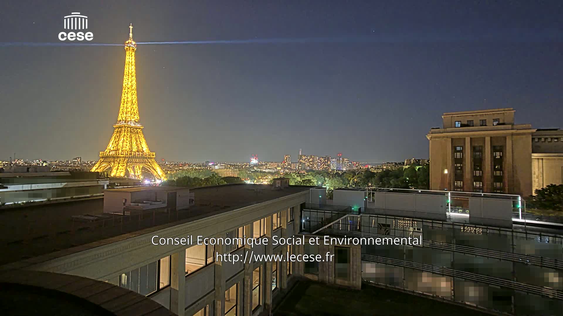 Paris, Eiffel Tower View from Palace of Jena (Palais d'Iena) Live Cam -  Paris, Métropole du Grand Paris,  Île-de-France, France