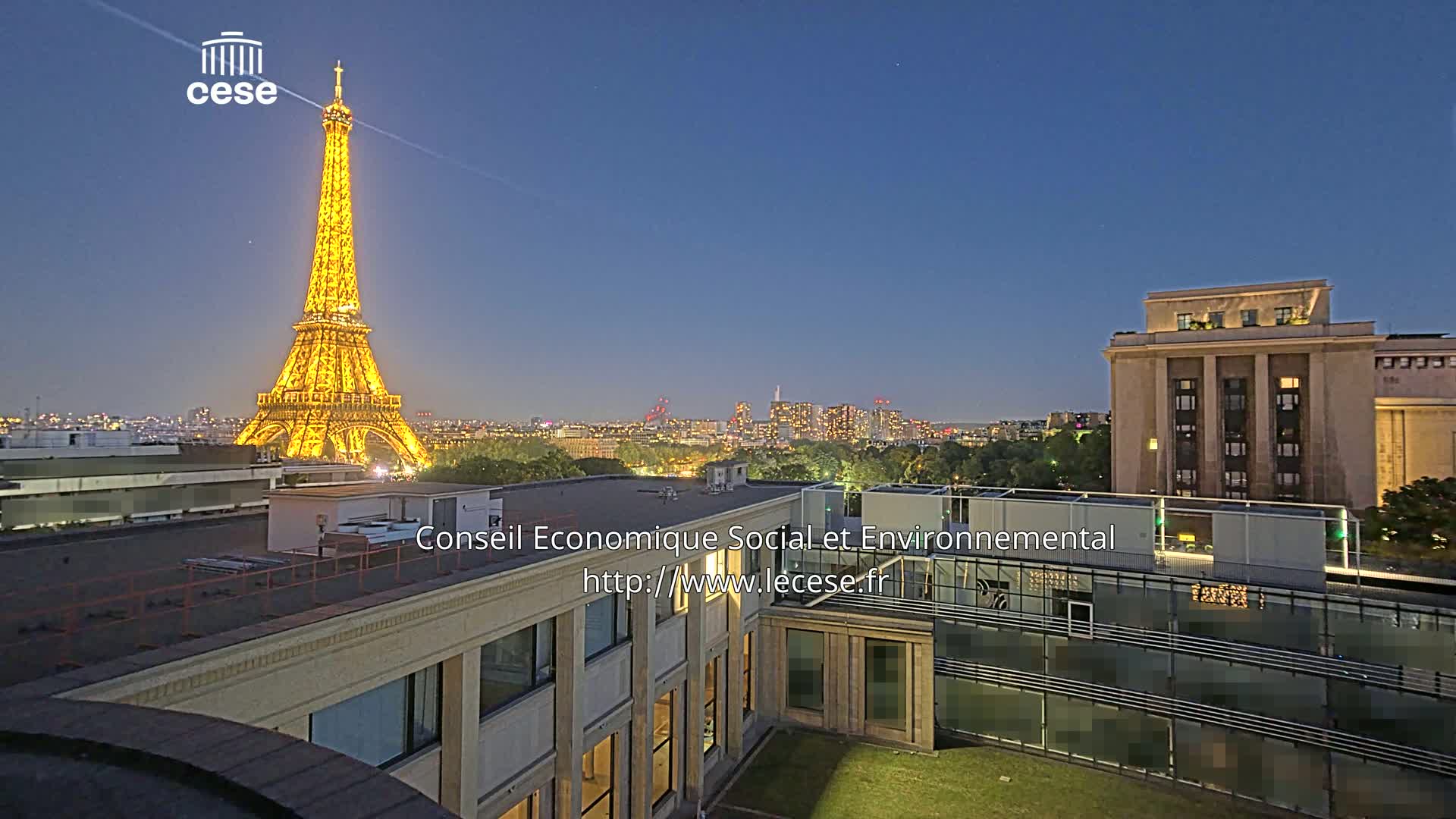 Paris, Eiffel Tower View from Palace of Jena (Palais d'Iena) Live Cam -  Paris, Métropole du Grand Paris,  Île-de-France, France
