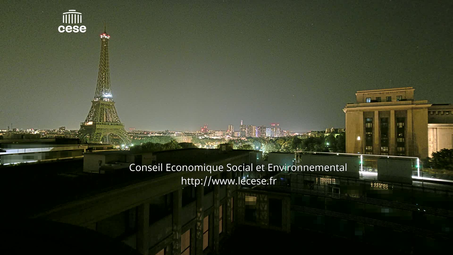 Paris, Eiffel Tower View from Palace of Jena (Palais d'Iena) Live Cam -  Paris, Métropole du Grand Paris,  Île-de-France, France