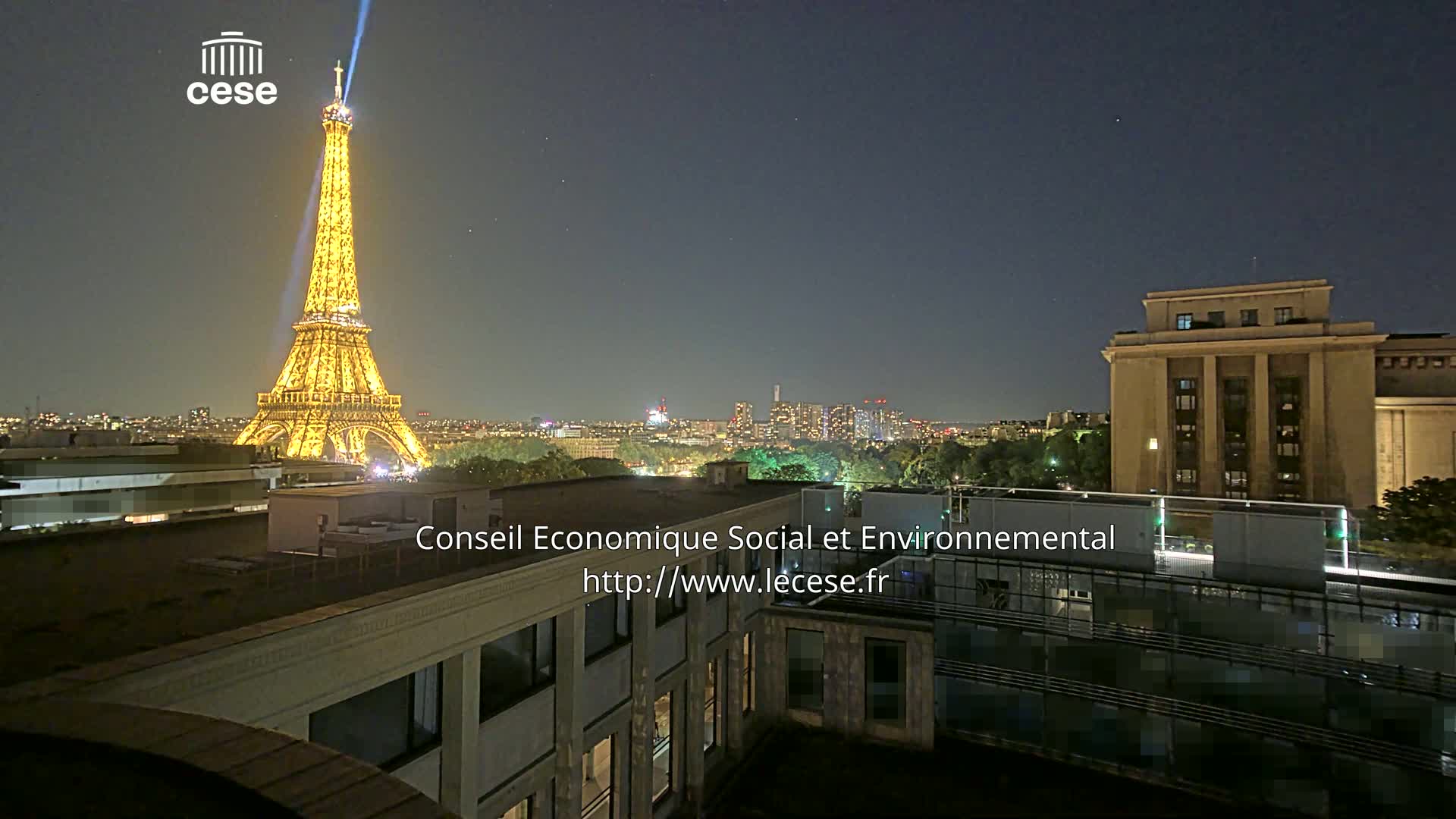 Paris, Eiffel Tower View from Palace of Jena (Palais d'Iena) Live Cam -  Paris, Métropole du Grand Paris,  Île-de-France, France