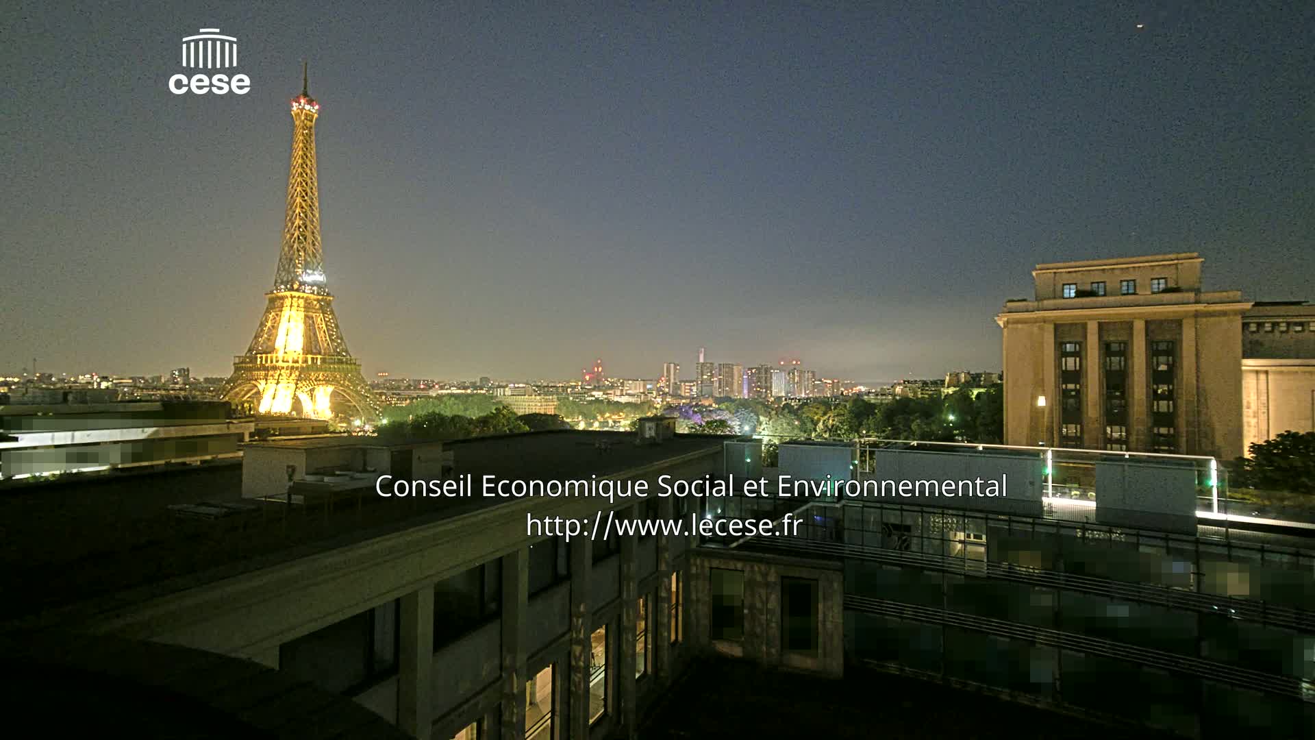 Paris, Eiffel Tower View from Palace of Jena (Palais d'Iena) Live Cam -  Paris, Métropole du Grand Paris,  Île-de-France, France