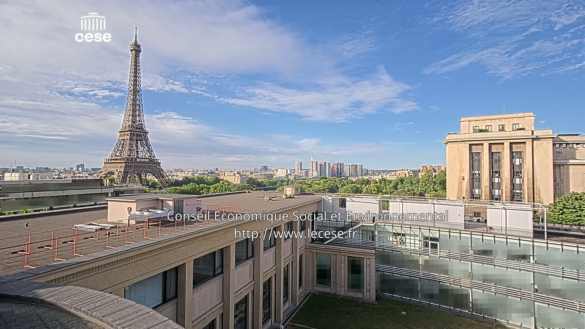 Paris, Eiffel Tower View from Palace of Jena (Palais d'Iena) Live Cam -  Paris, Métropole du Grand Paris,  Île-de-France, France