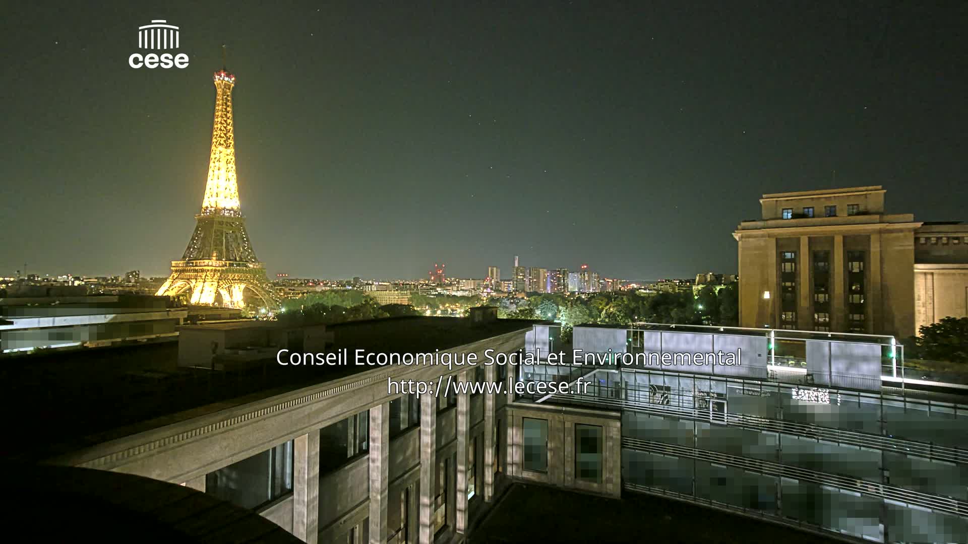 Paris, Eiffel Tower View from Palace of Jena (Palais d'Iena) Live Cam -  Paris, Métropole du Grand Paris,  Île-de-France, France