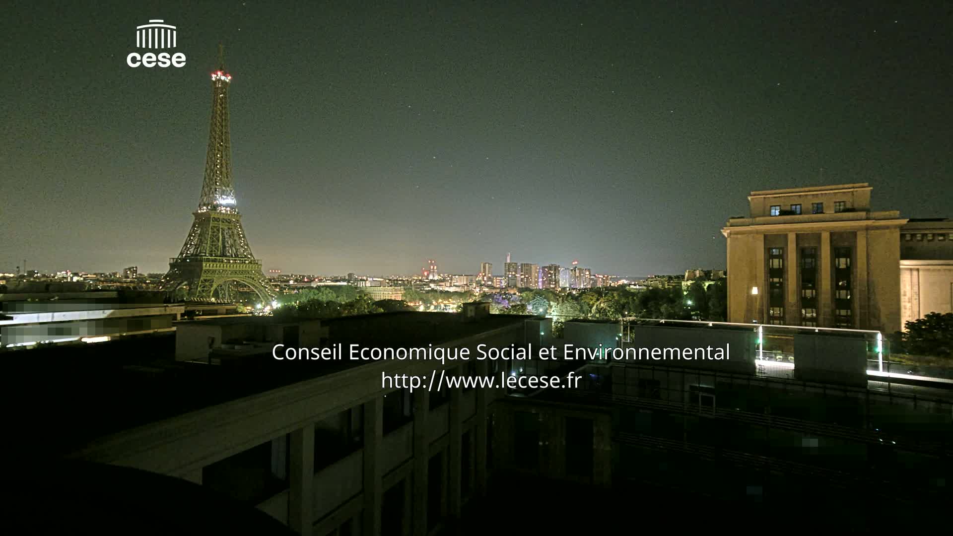 Paris, Eiffel Tower View from Palace of Jena (Palais d'Iena) Live Cam -  Paris, Métropole du Grand Paris,  Île-de-France, France