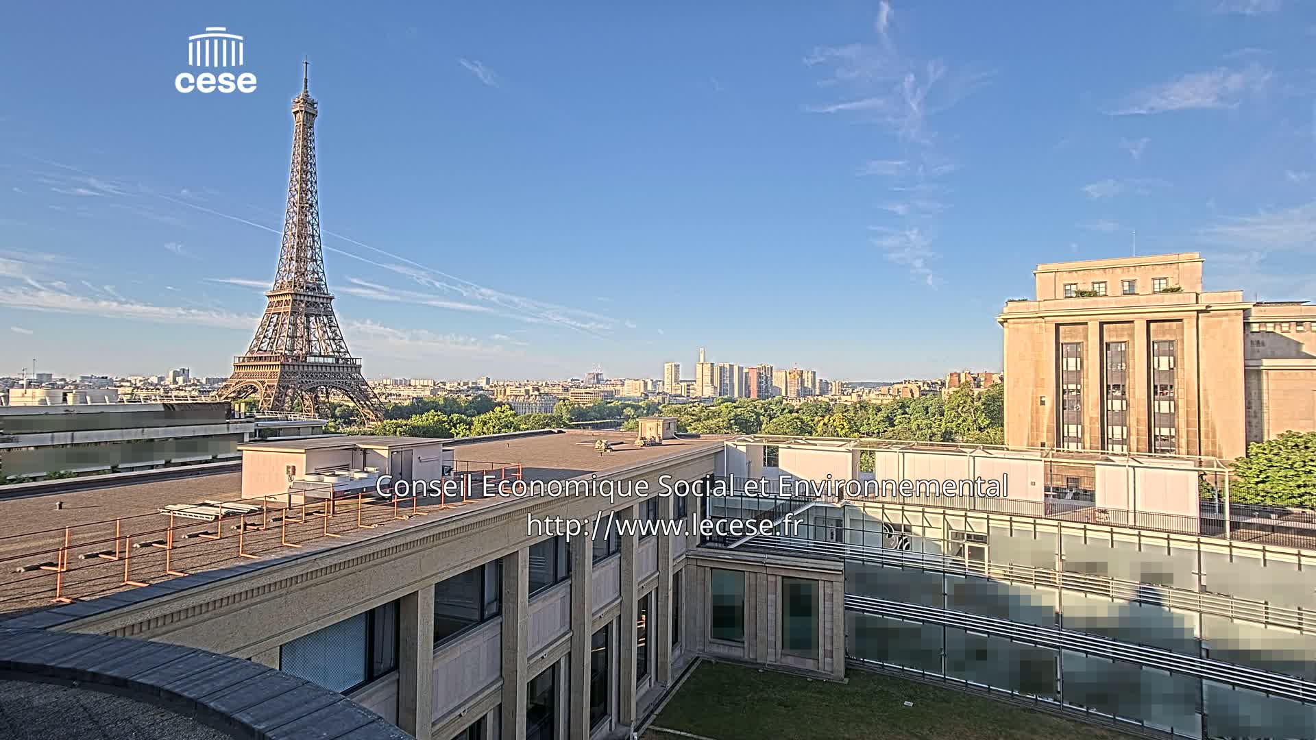 Paris, Eiffel Tower View from Palace of Jena (Palais d'Iena) Live Cam -  Paris, Métropole du Grand Paris,  Île-de-France, France