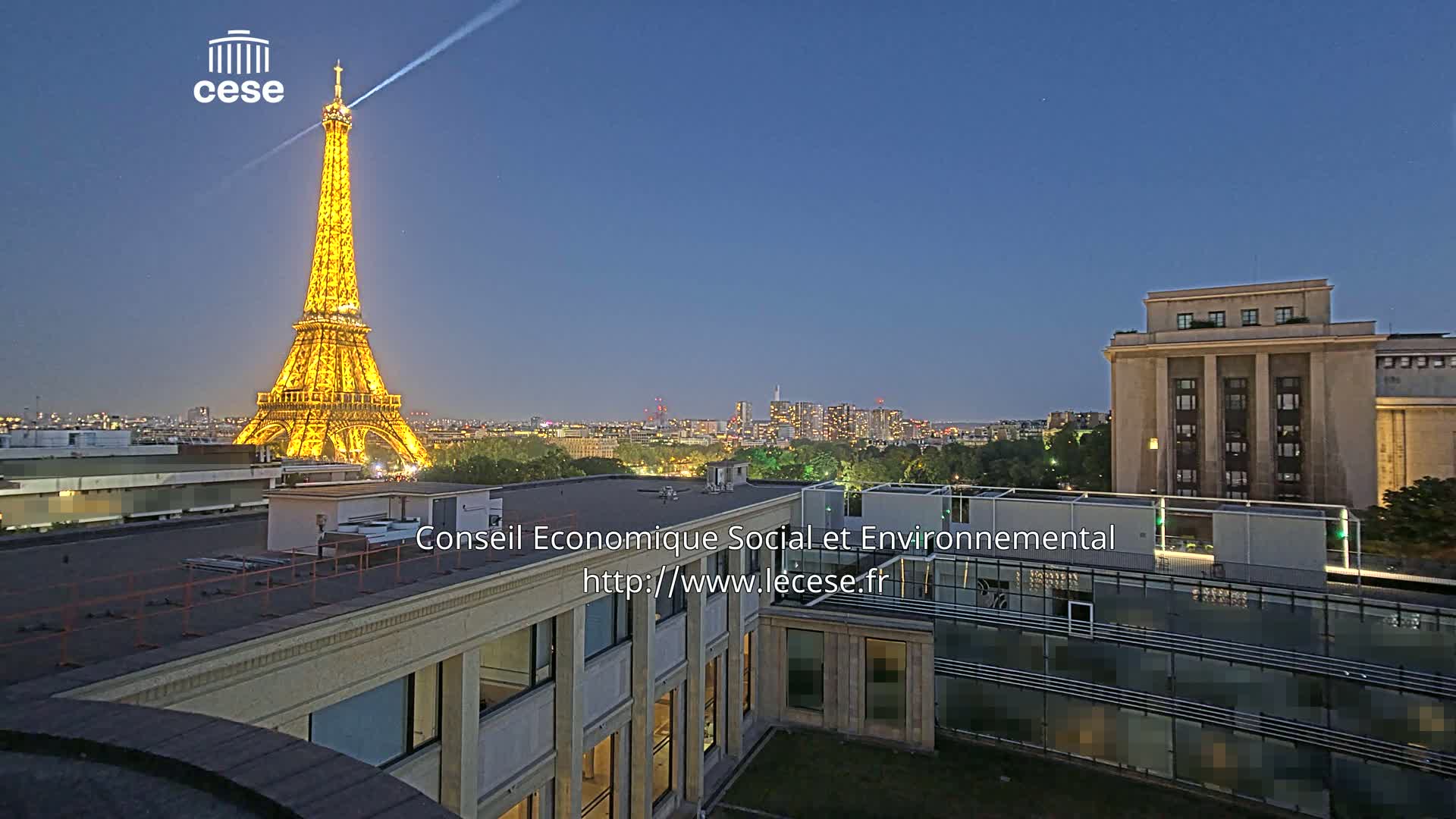 Paris, Eiffel Tower View from Palace of Jena (Palais d'Iena) Live Cam -  Paris, Métropole du Grand Paris,  Île-de-France, France