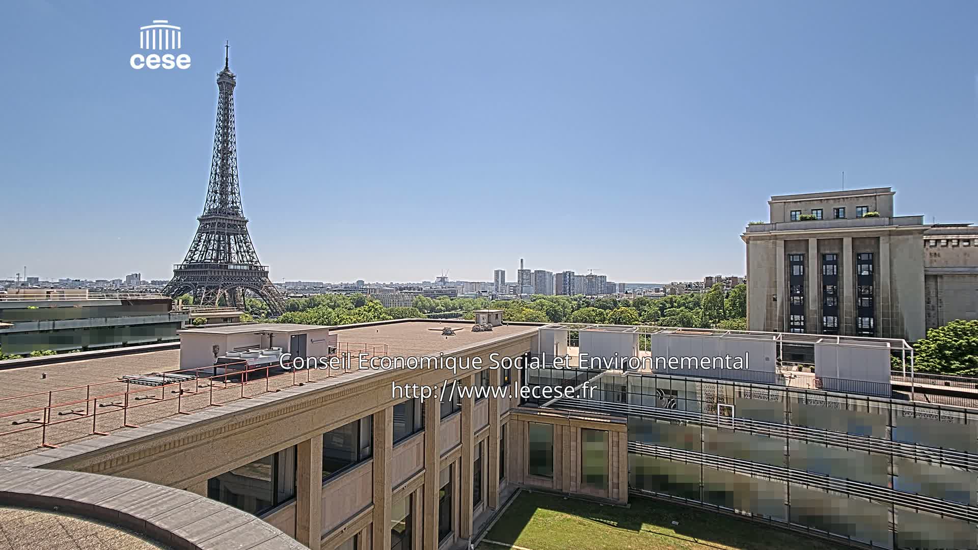 Paris, Eiffel Tower View from Palace of Jena (Palais d'Iena) Live Cam -  Paris, Métropole du Grand Paris,  Île-de-France, France