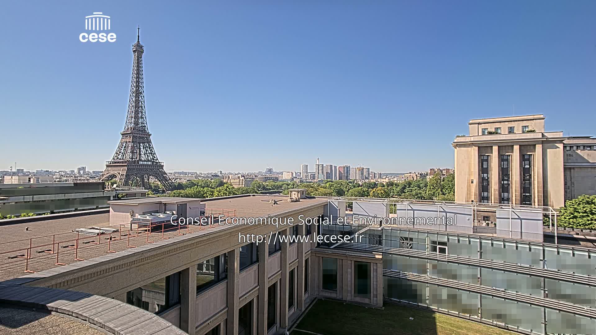 Paris, Eiffel Tower View from Palace of Jena (Palais d'Iena) Live Cam -  Paris, Métropole du Grand Paris,  Île-de-France, France