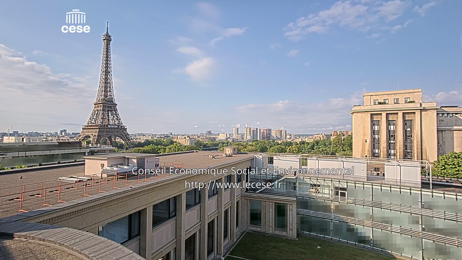 Paris, Eiffel Tower View from Palace of Jena (Palais d'Iena) Live Cam -  Paris, Métropole du Grand Paris,  Île-de-France, France