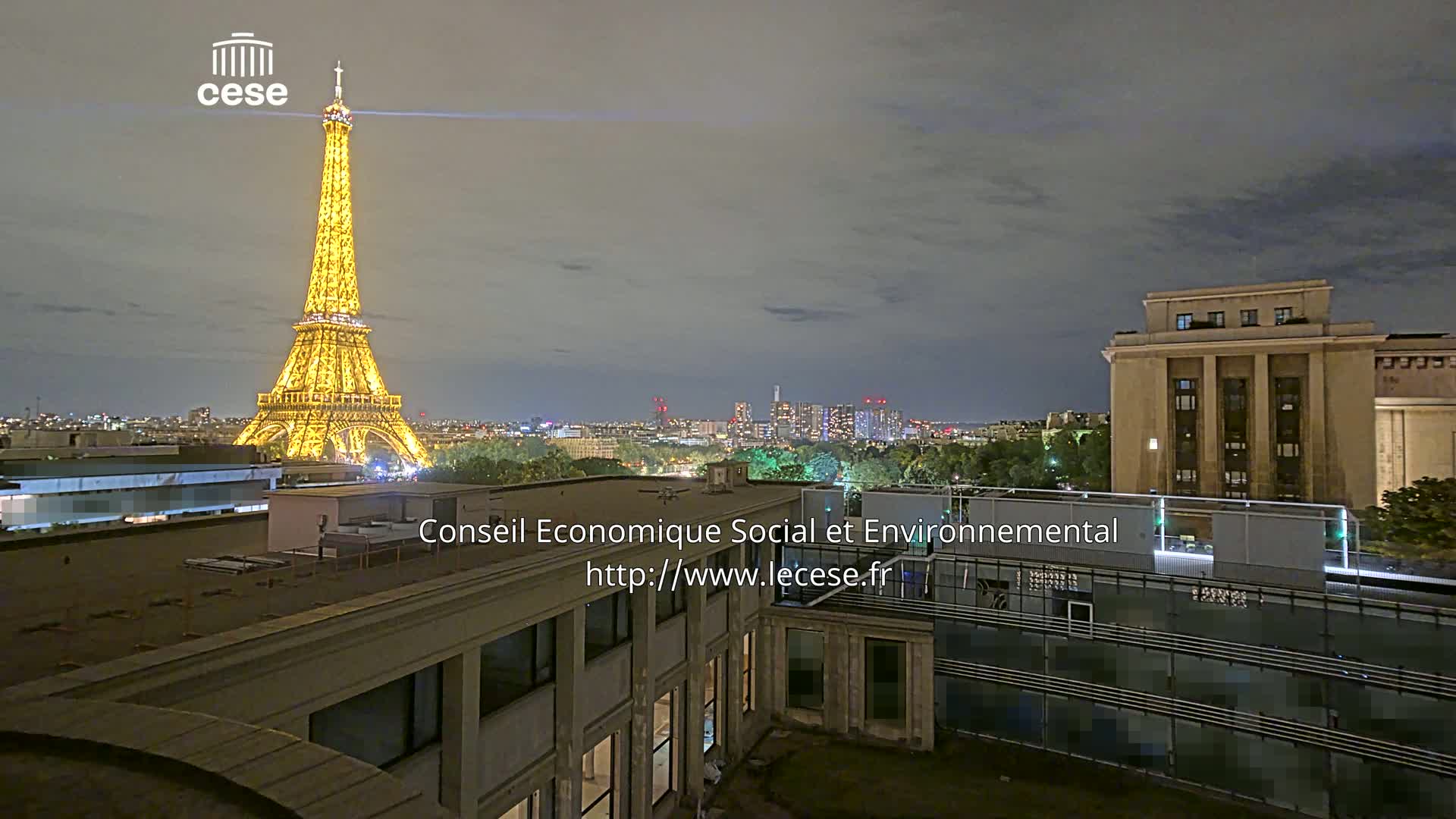 Paris, Eiffel Tower View from Palace of Jena (Palais d'Iena) Live Cam -  Paris, Métropole du Grand Paris,  Île-de-France, France
