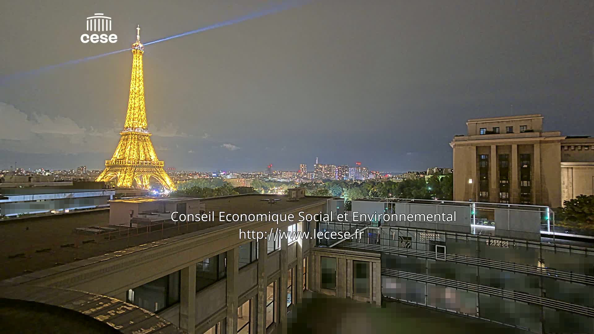 Paris, Eiffel Tower View from Palace of Jena (Palais d'Iena) Live Cam -  Paris, Métropole du Grand Paris,  Île-de-France, France