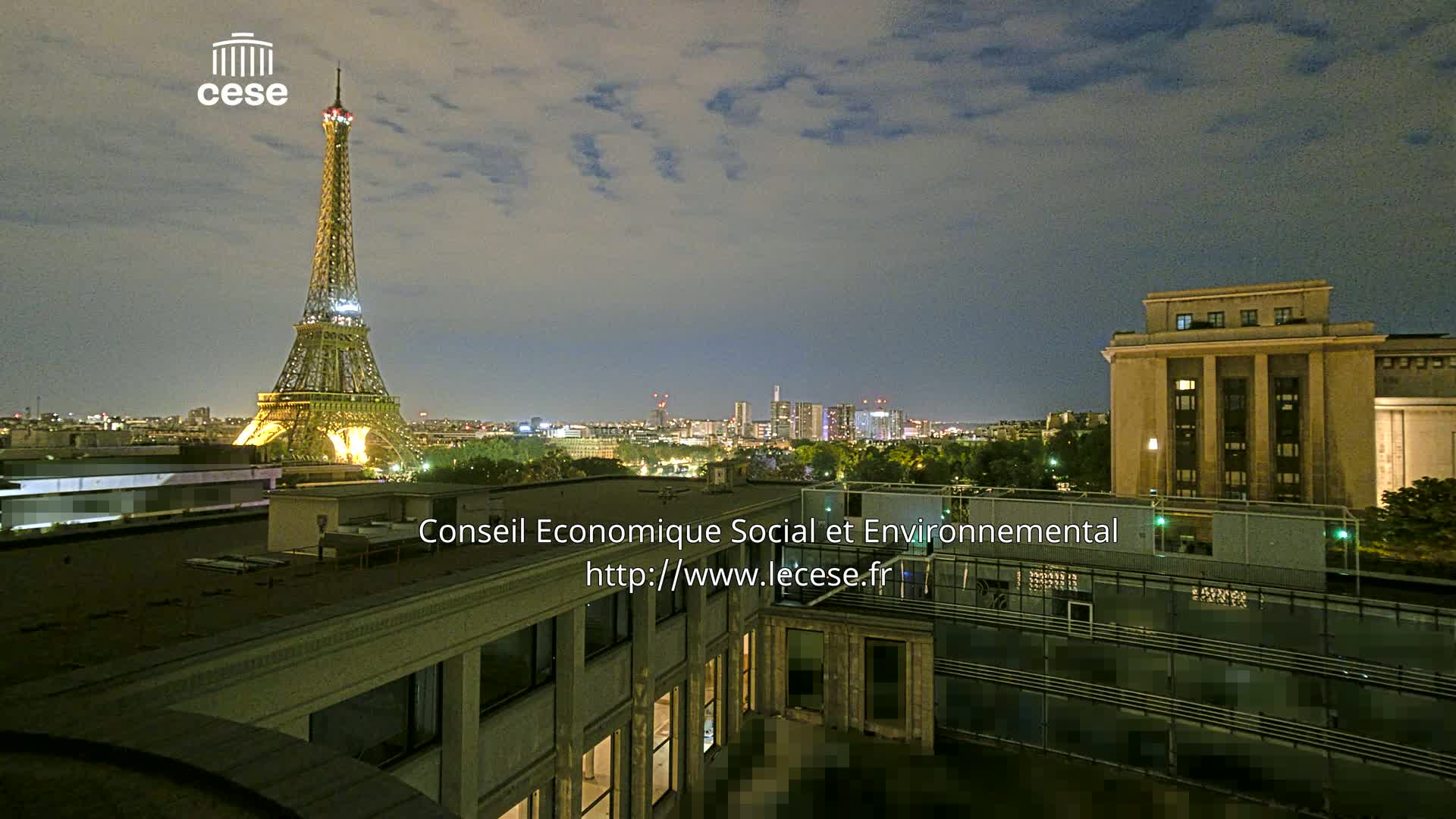 Paris, Eiffel Tower View from Palace of Jena (Palais d'Iena) Live Cam -  Paris, Métropole du Grand Paris,  Île-de-France, France