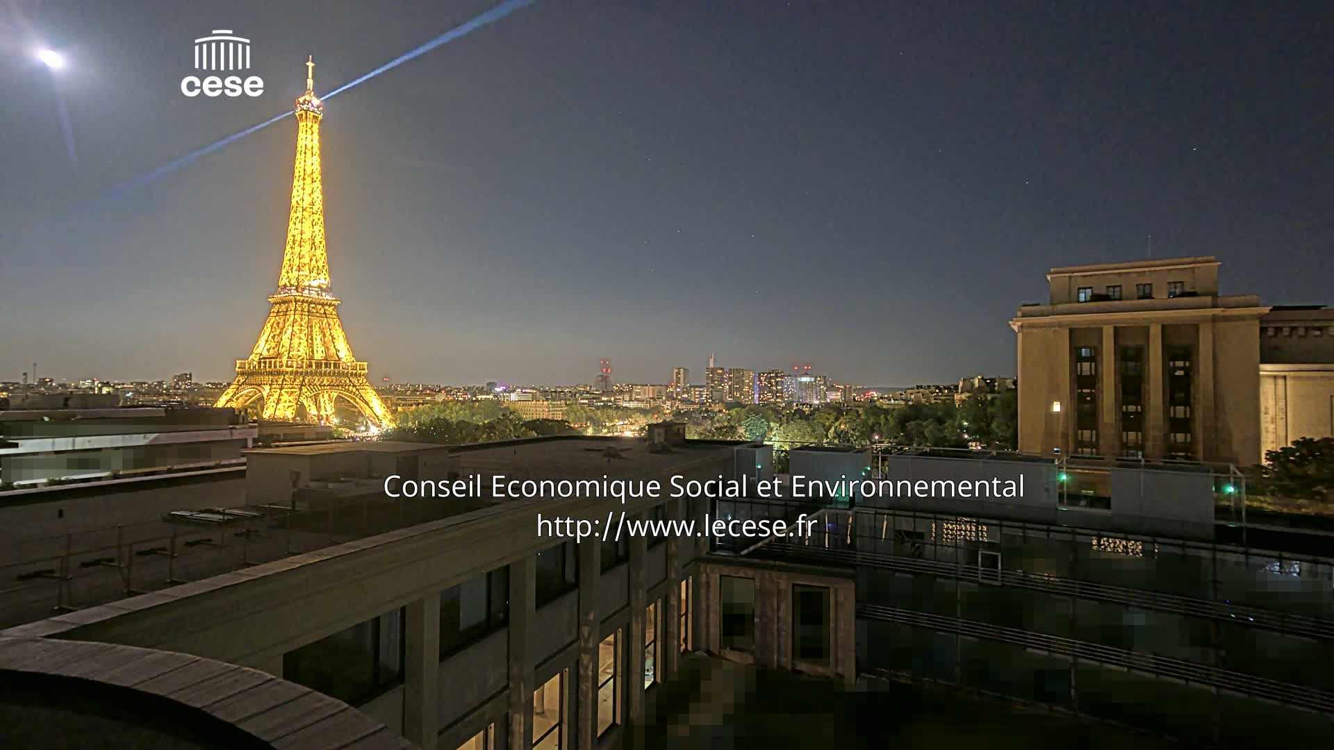 Paris, Eiffel Tower View from Palace of Jena (Palais d'Iena) Live Cam -  Paris, Métropole du Grand Paris,  Île-de-France, France