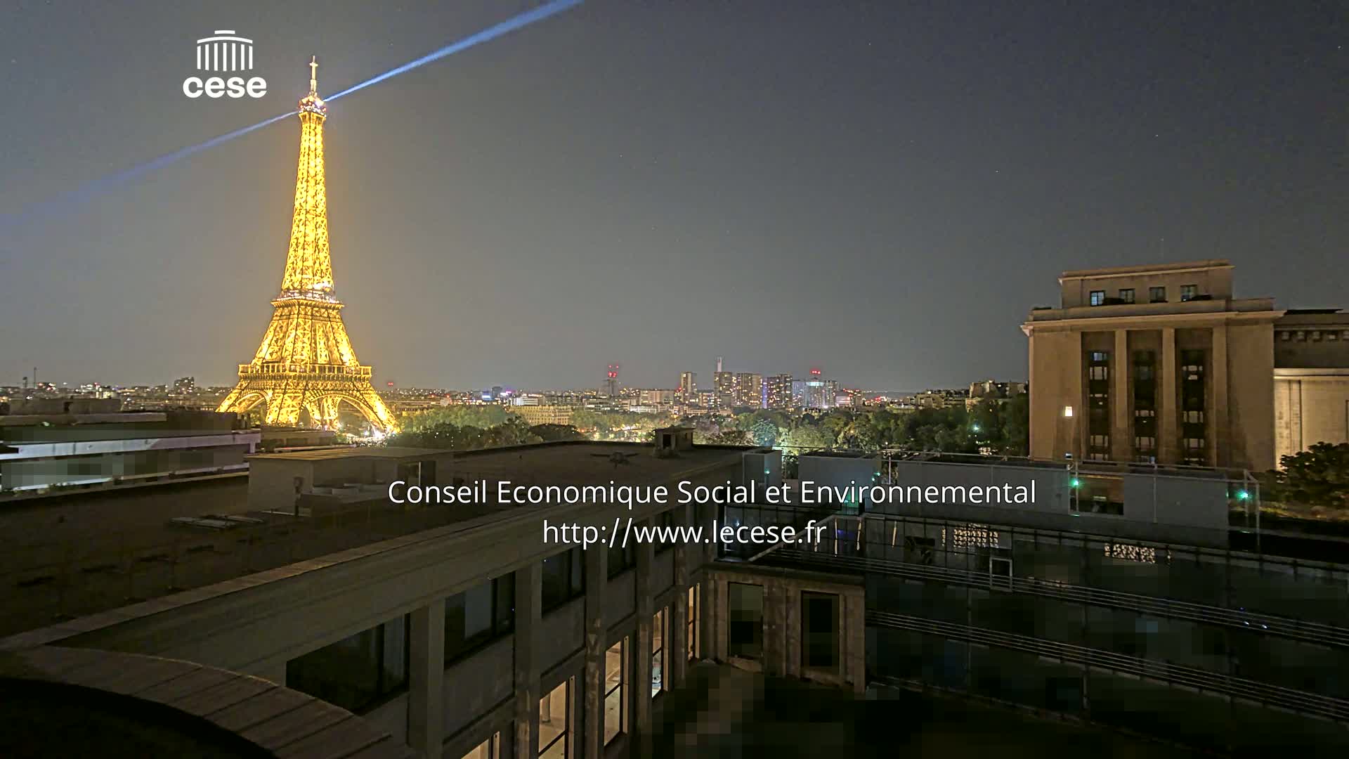 Paris, Eiffel Tower View from Palace of Jena (Palais d'Iena) Live Cam -  Paris, Métropole du Grand Paris,  Île-de-France, France