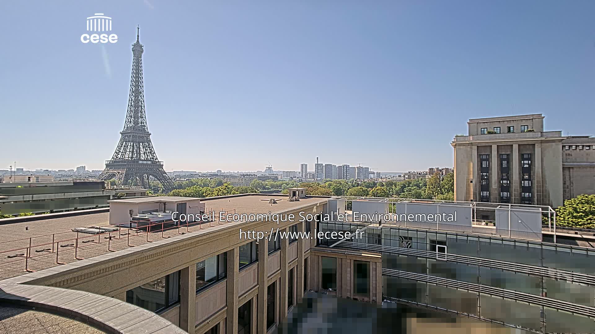 Paris, Eiffel Tower View from Palace of Jena (Palais d'Iena) Live Cam -  Paris, Métropole du Grand Paris,  Île-de-France, France