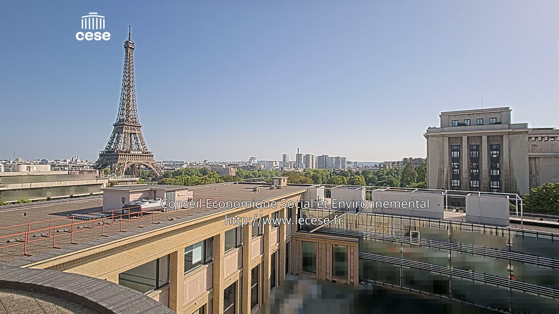 Paris, Eiffel Tower View from Palace of Jena (Palais d'Iena) Live Cam -  Paris, Métropole du Grand Paris,  Île-de-France, France