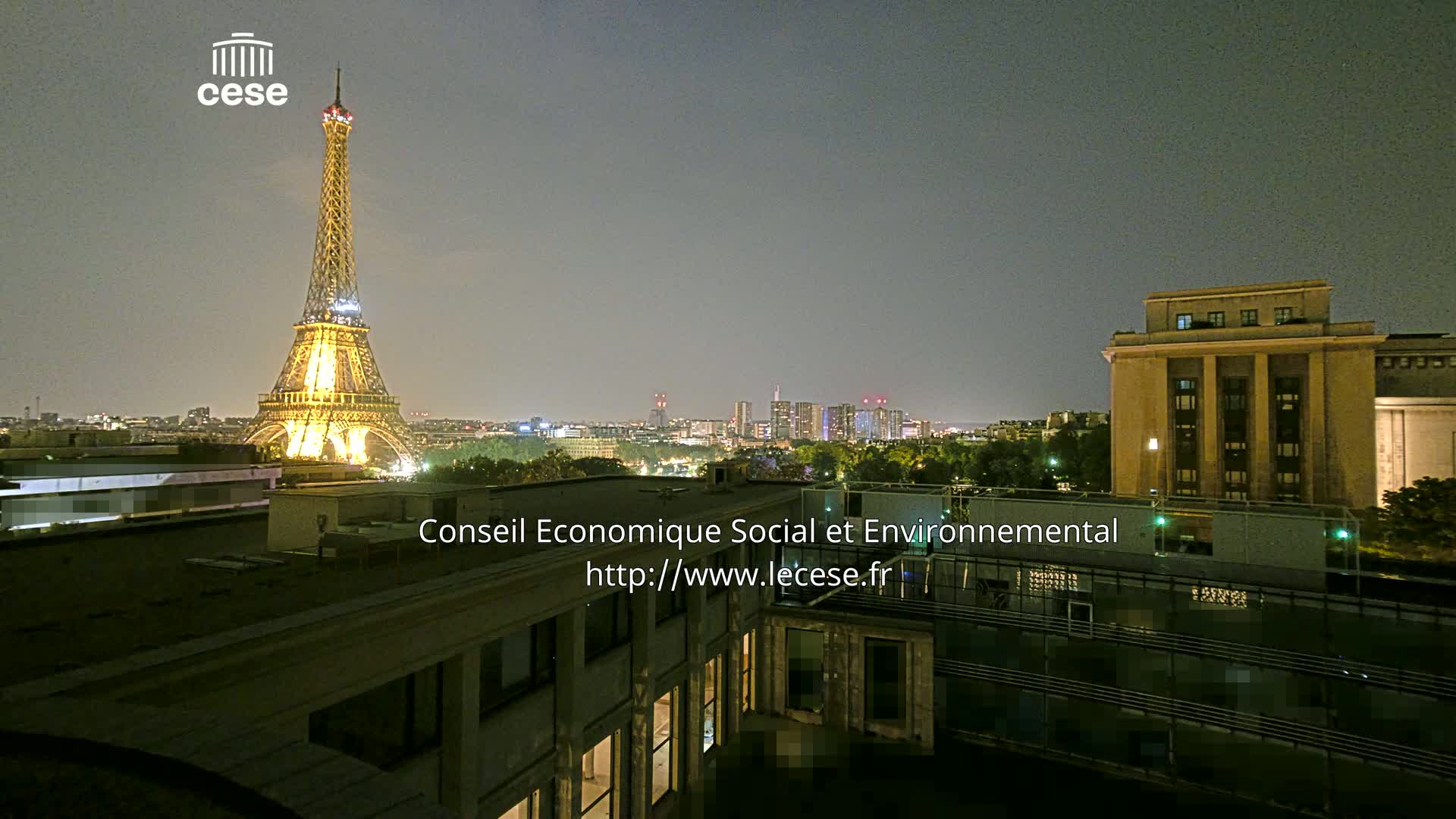 Paris, Eiffel Tower View from Palace of Jena (Palais d'Iena) Live Cam -  Paris, Métropole du Grand Paris,  Île-de-France, France