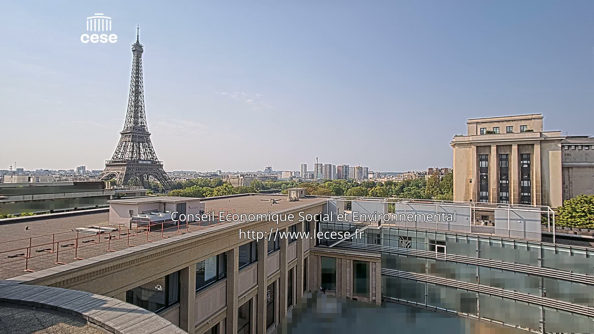 Paris, Eiffel Tower View from Palace of Jena (Palais d'Iena) Live Cam -  Paris, Métropole du Grand Paris,  Île-de-France, France