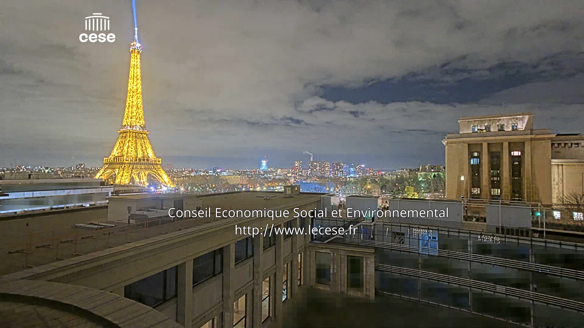Paris, Eiffel Tower View from Palace of Jena (Palais d'Iena) Live Cam -  Paris, Métropole du Grand Paris,  Île-de-France, France