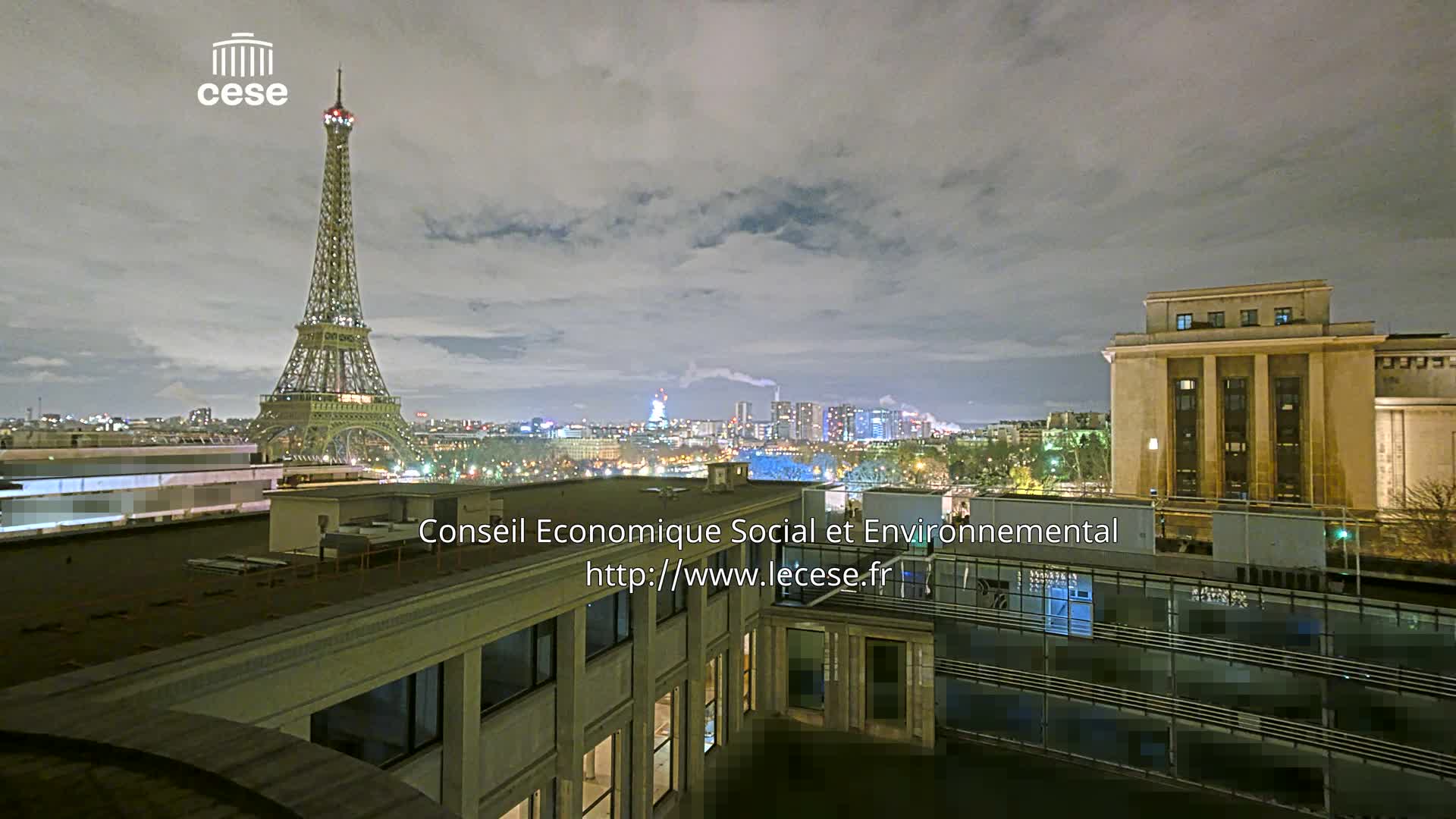 Paris, Eiffel Tower View from Palace of Jena (Palais d'Iena) Live Cam -  Paris, Métropole du Grand Paris,  Île-de-France, France