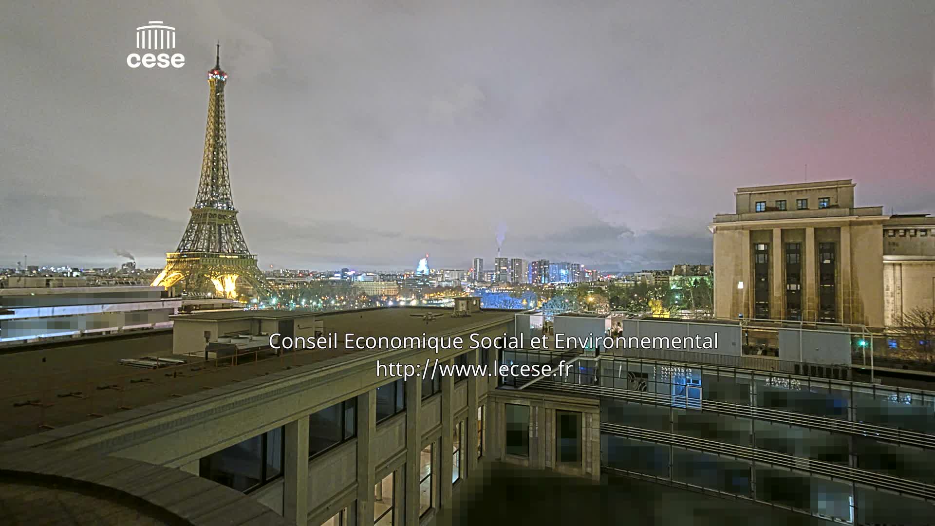 Paris, Eiffel Tower View from Palace of Jena (Palais d'Iena) Live Cam -  Paris, Métropole du Grand Paris,  Île-de-France, France