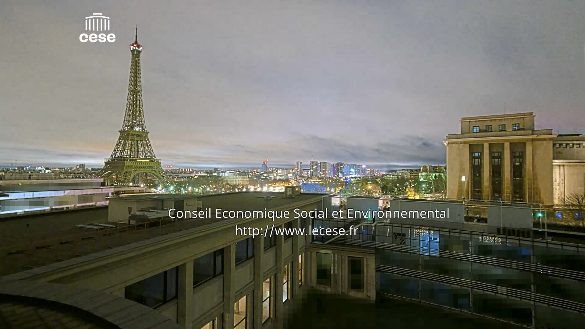 Paris, Eiffel Tower View from Palace of Jena (Palais d'Iena) Live Cam -  Paris, Métropole du Grand Paris,  Île-de-France, France