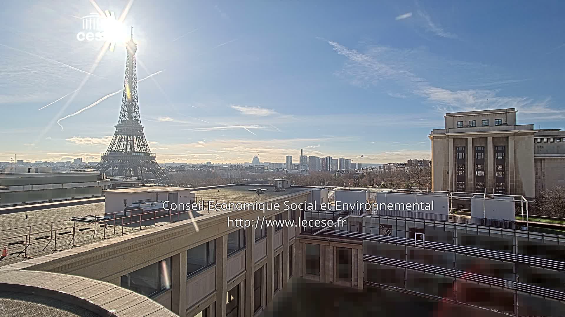 Paris, Eiffel Tower View from Palace of Jena (Palais d'Iena) Live Cam -  Paris, Métropole du Grand Paris,  Île-de-France, France