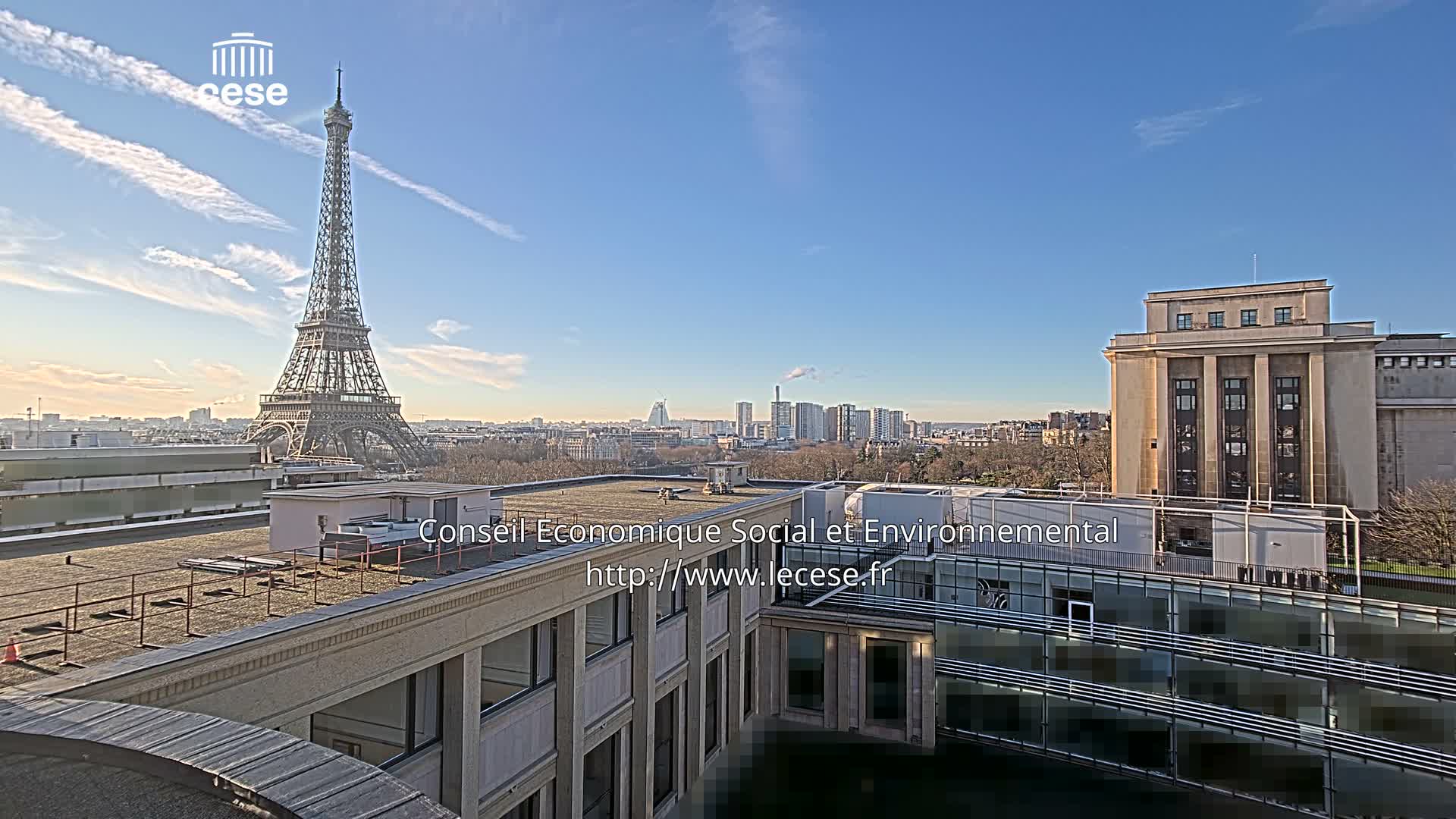 Paris, Eiffel Tower View from Palace of Jena (Palais d'Iena) Live Cam -  Paris, Métropole du Grand Paris,  Île-de-France, France