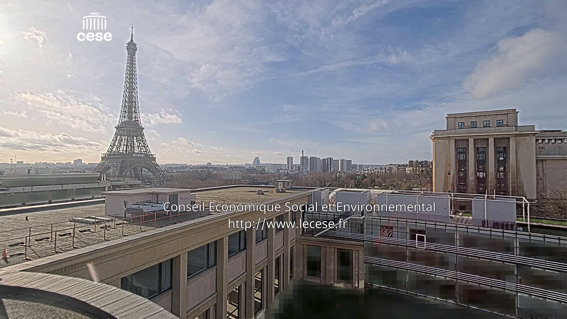 Paris, Eiffel Tower View from Palace of Jena (Palais d'Iena) Live Cam -  Paris, Métropole du Grand Paris,  Île-de-France, France