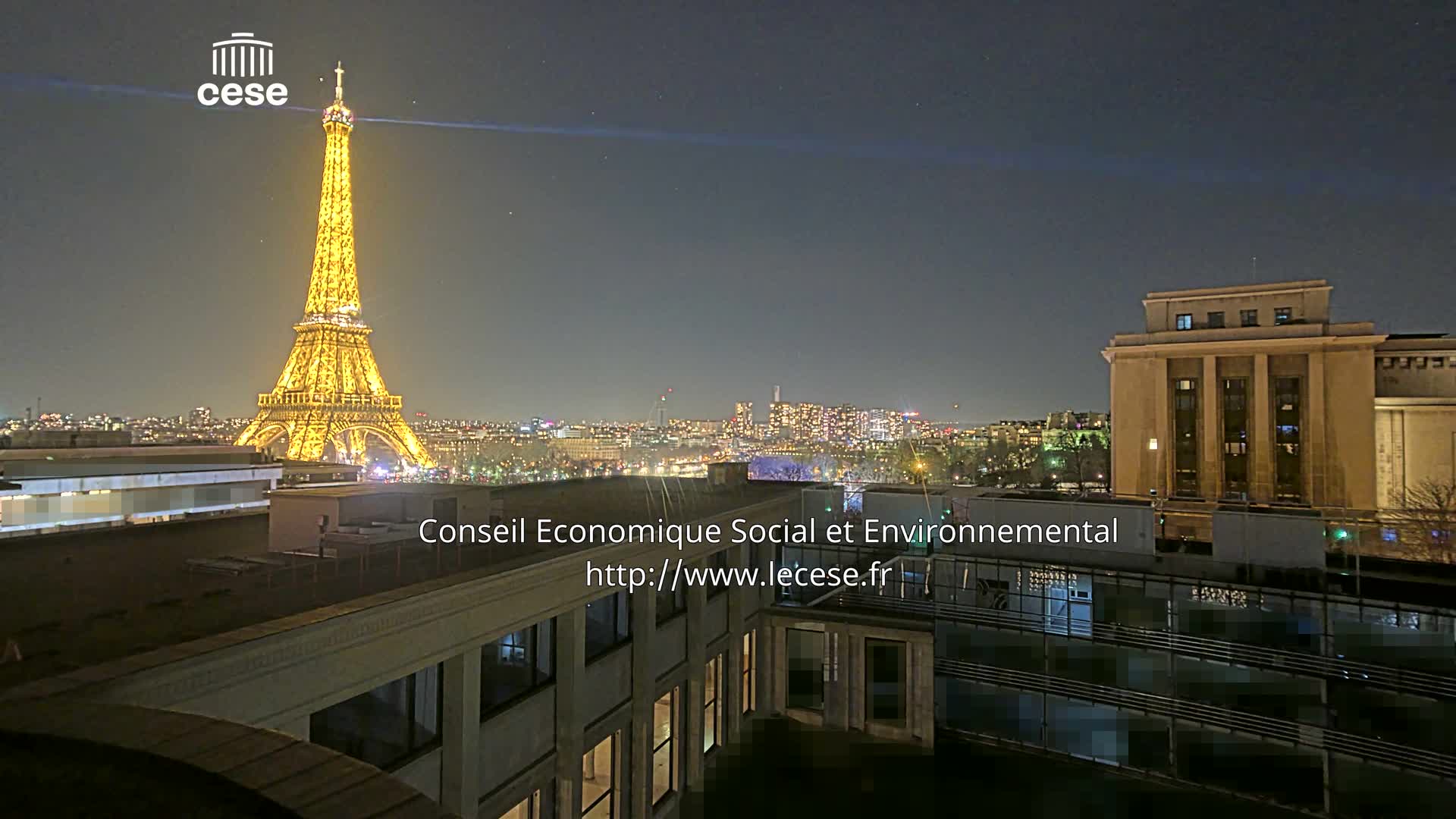 Paris, Eiffel Tower View from Palace of Jena (Palais d'Iena) Live Cam -  Paris, Métropole du Grand Paris,  Île-de-France, France