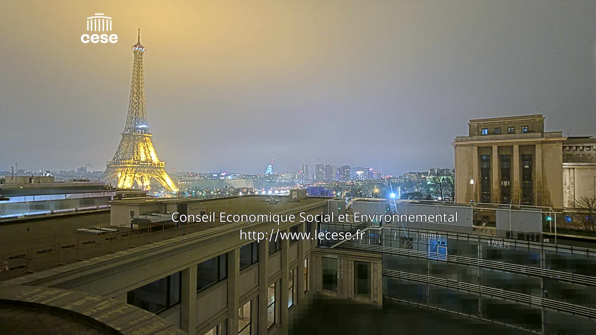 Paris, Eiffel Tower View from Palace of Jena (Palais d'Iena) Live Cam -  Paris, Métropole du Grand Paris,  Île-de-France, France