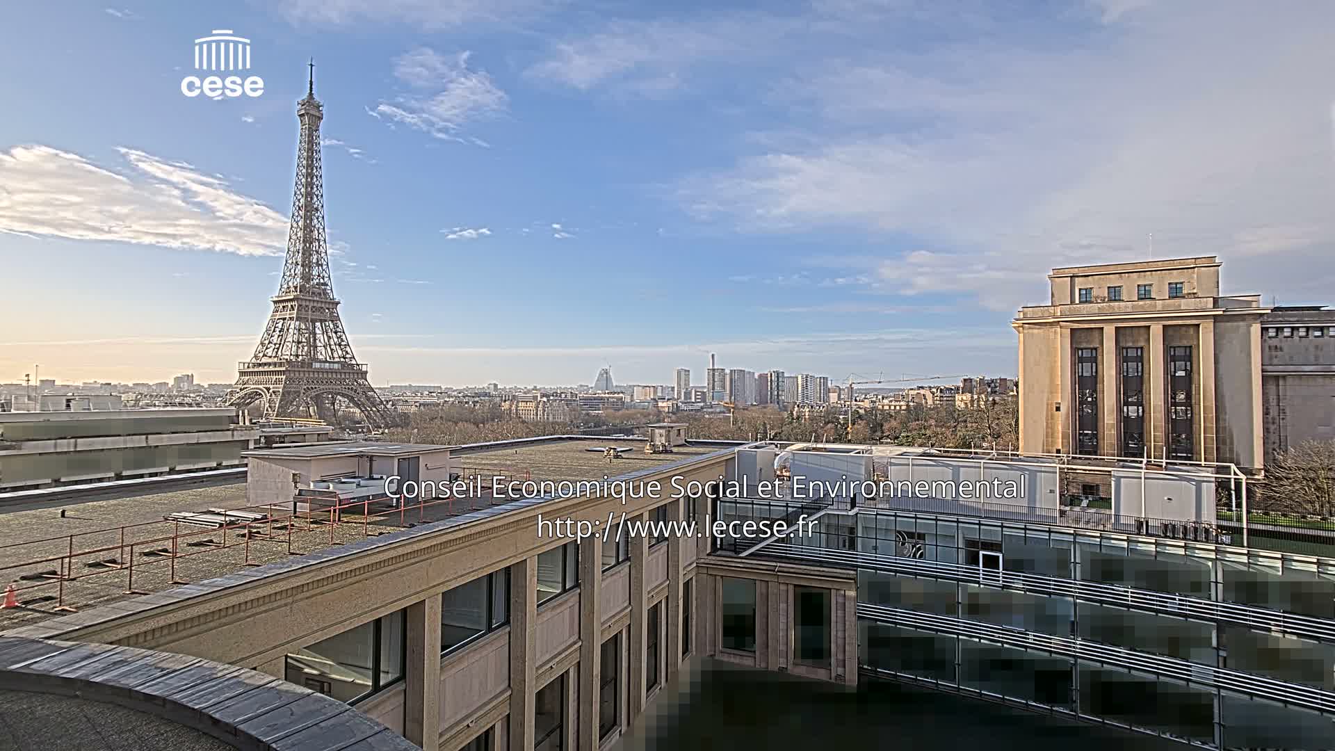 Paris, Eiffel Tower View from Palace of Jena (Palais d'Iena) Live Cam -  Paris, Métropole du Grand Paris,  Île-de-France, France