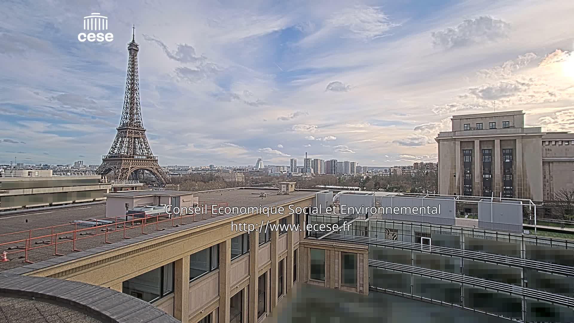 Paris, Eiffel Tower View from Palace of Jena (Palais d'Iena) Live Cam -  Paris, Métropole du Grand Paris,  Île-de-France, France