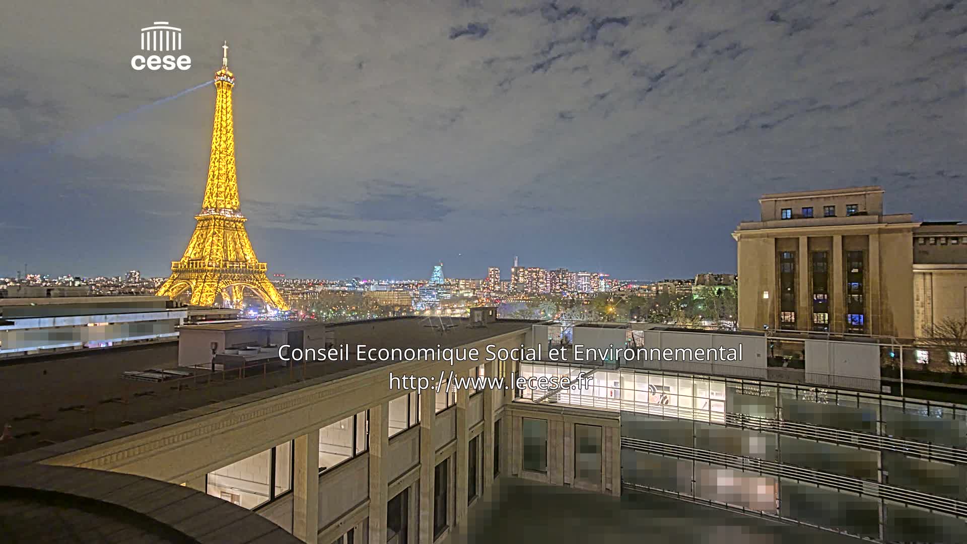 Paris, Eiffel Tower View from Palace of Jena (Palais d'Iena) Live Cam -  Paris, Métropole du Grand Paris,  Île-de-France, France