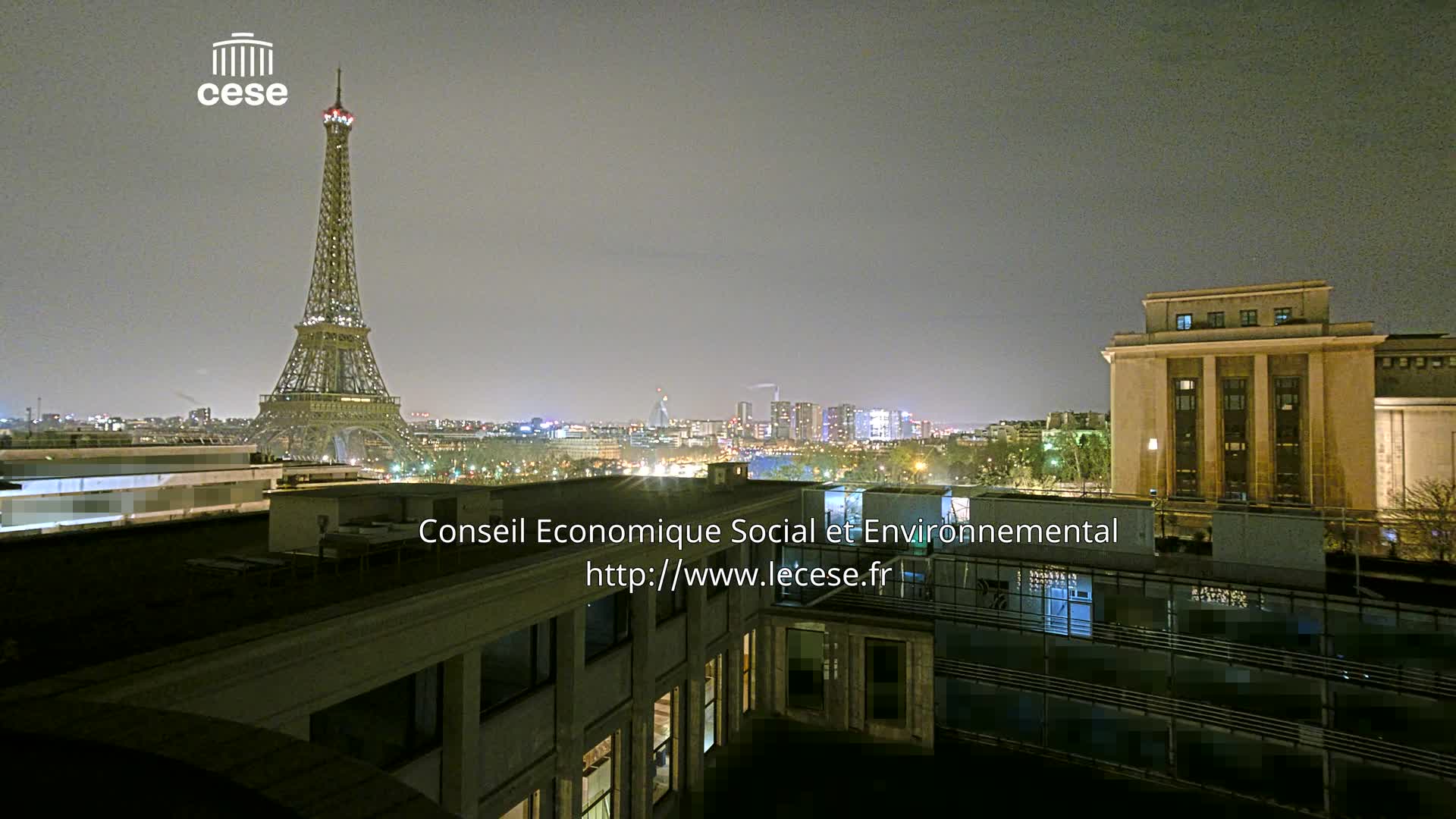 Paris, Eiffel Tower View from Palace of Jena (Palais d'Iena) Live Cam -  Paris, Métropole du Grand Paris,  Île-de-France, France