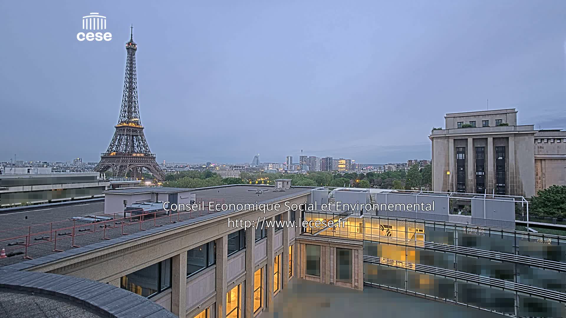 Paris, Eiffel Tower View from Palace of Jena (Palais d'Iena) Live Cam -  Paris, Métropole du Grand Paris,  Île-de-France, France