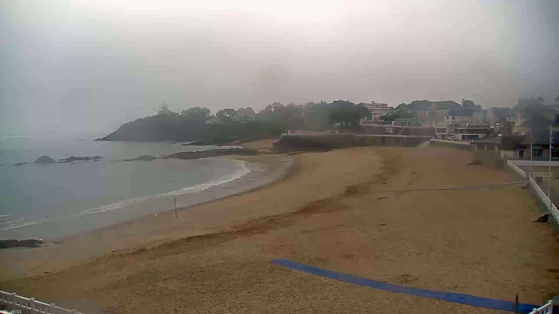 Saint-Quay-Portrieux Beach Live Cam - Saint-Breiuc, Cotes-d'Armor, Bretagne, France